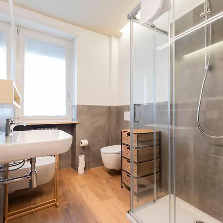 Three Balconies فيرونا