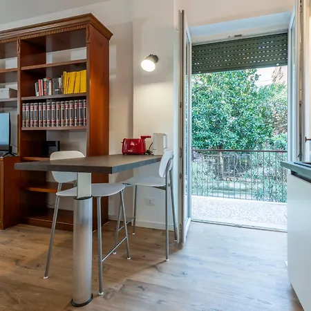 Διαμέρισμα Three Balconies *